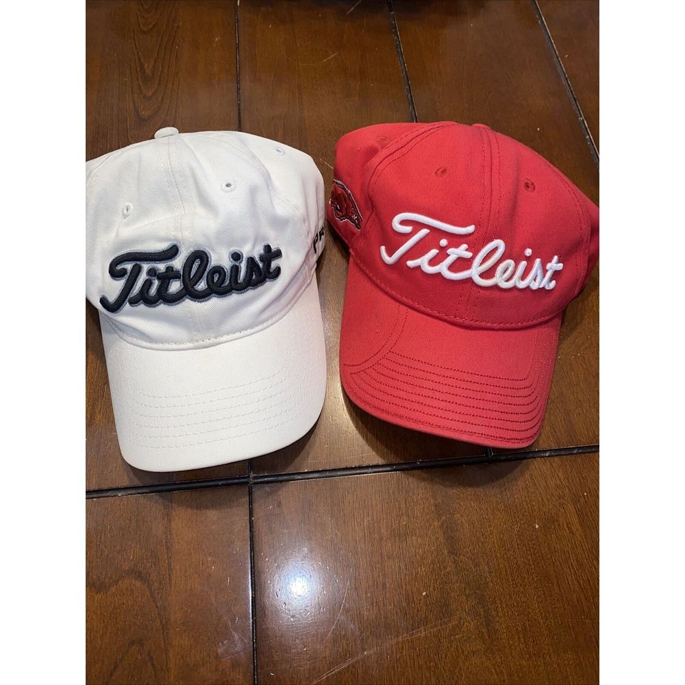 Lot: 2 Titleist Golf Hats Adjustable Stretch Fit Red (Arkansas Razorbacks)/White